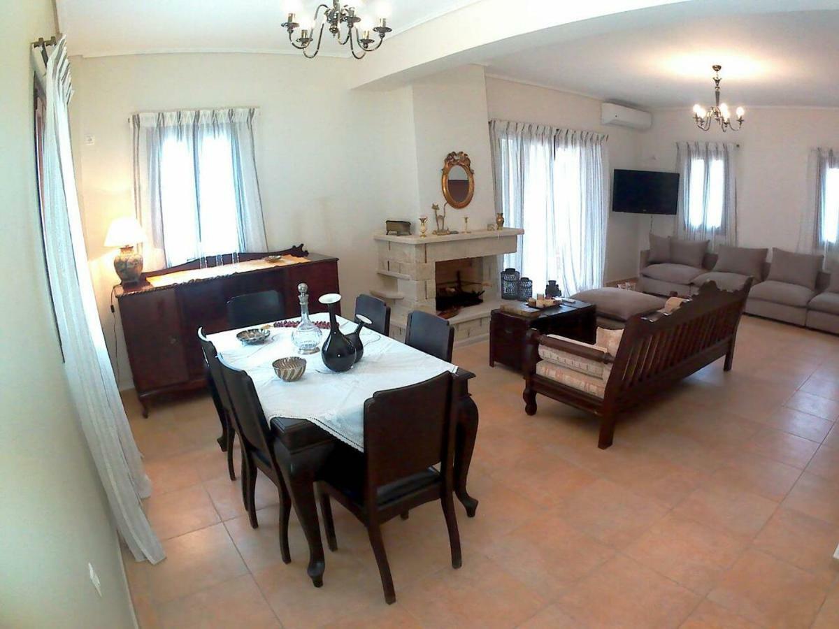 Mezapos Villa Katerina מראה חיצוני תמונה